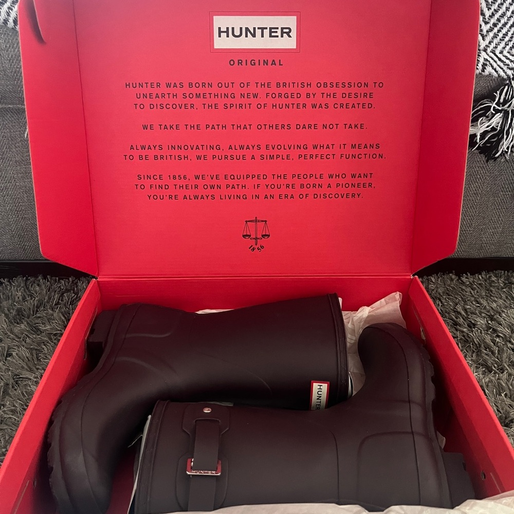 Hunter Rainboots Dark Purple Size 7/8 - Picture 3 of 16